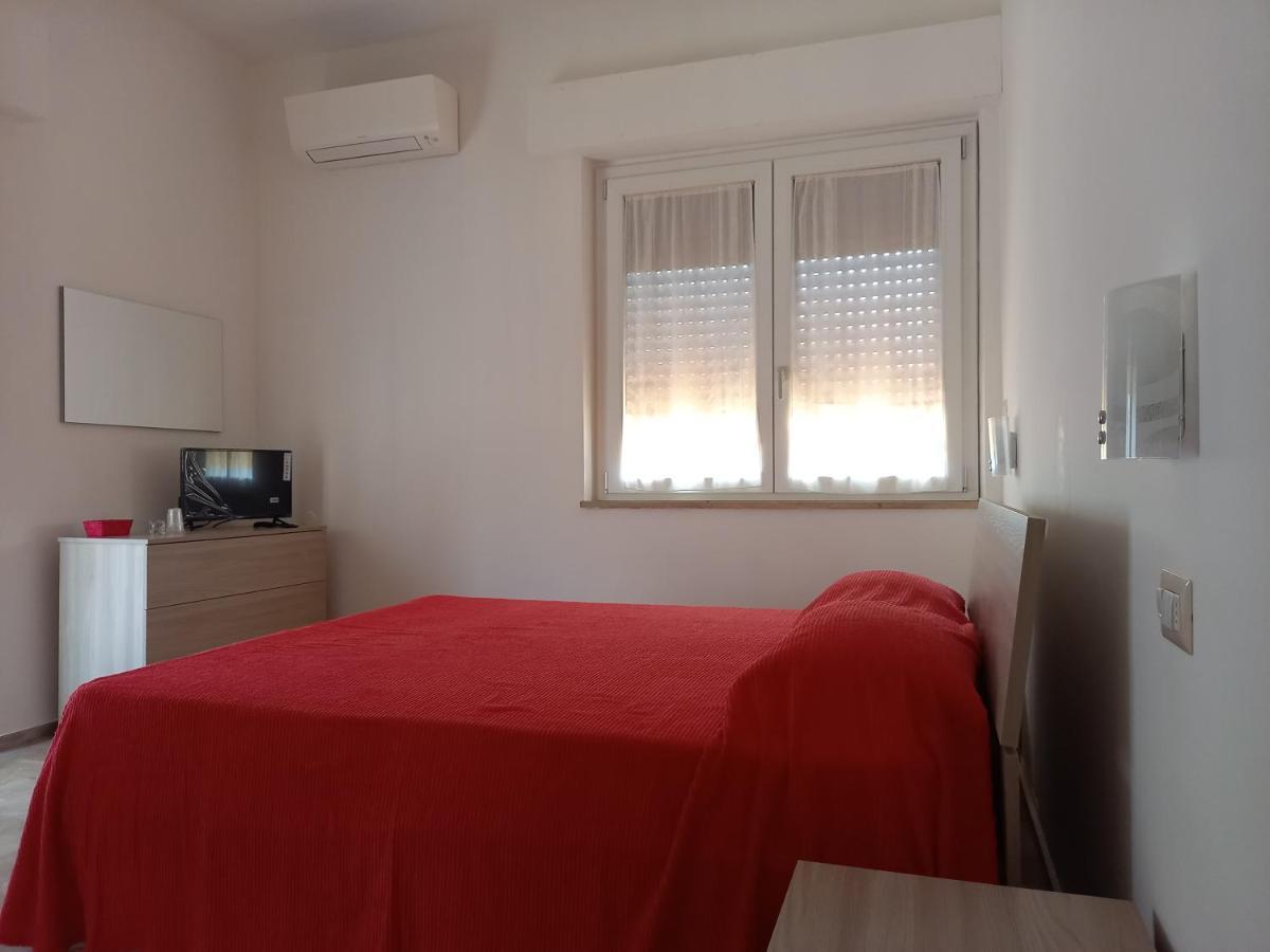 B&B La Vela Villa Rosa Di Martinsicuro Экстерьер фото